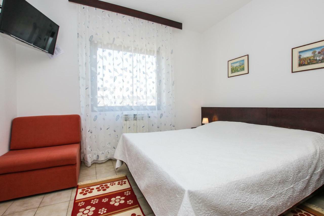 Apartmani Janja Пореч Екстер'єр фото